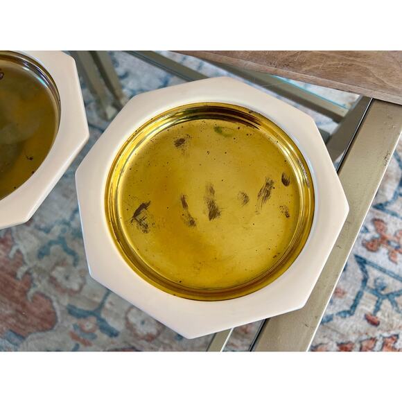 Vintage Made in Italy Brass Plates with Cream Octagon Frame, Set Of 3, MCM - Picture 6 of 10